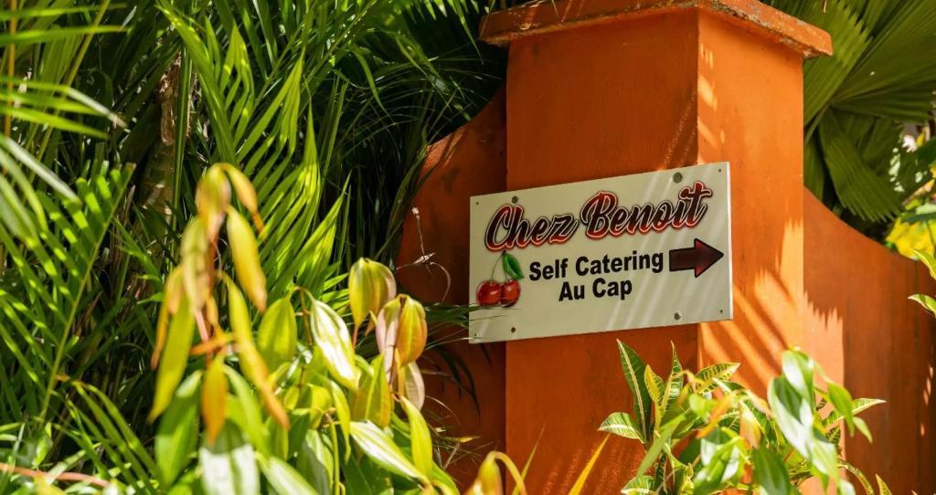 Appartamento Chez Benoit Self Catering Victoria Esterno foto