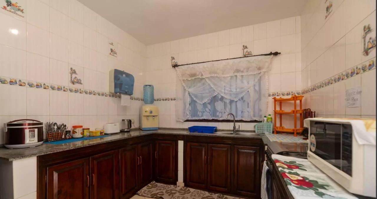 Appartamento Chez Benoit Self Catering Victoria Esterno foto