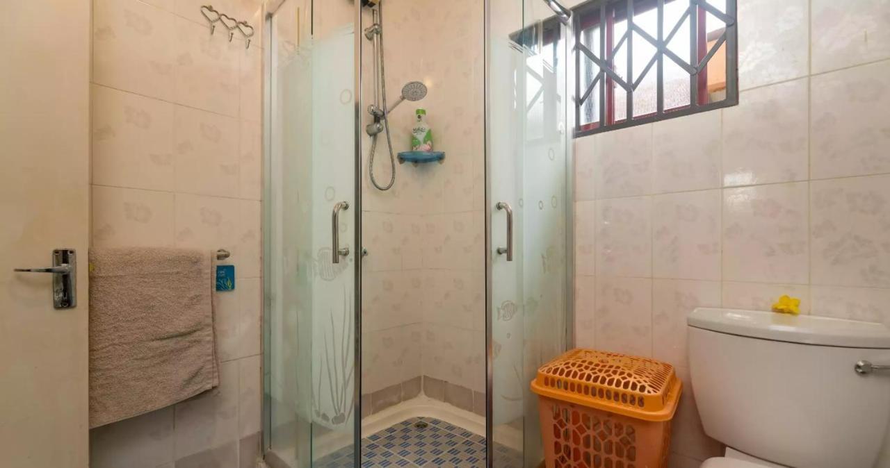 Appartamento Chez Benoit Self Catering Victoria Esterno foto
