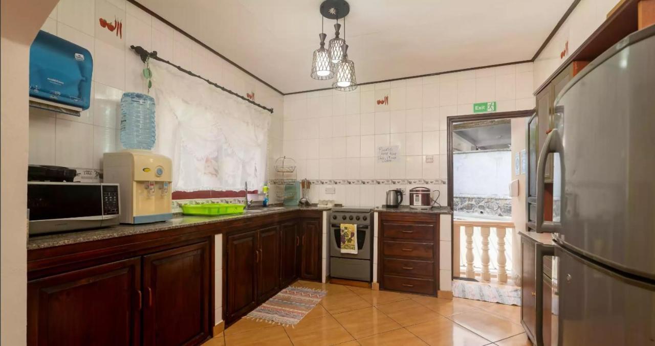 Appartamento Chez Benoit Self Catering Victoria Esterno foto